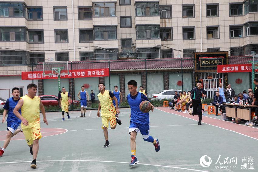 ِF(xin)(chng)W(wng) z