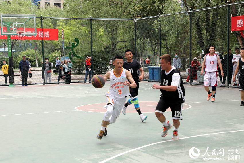 ِF(xin)(chng)W(wng) z