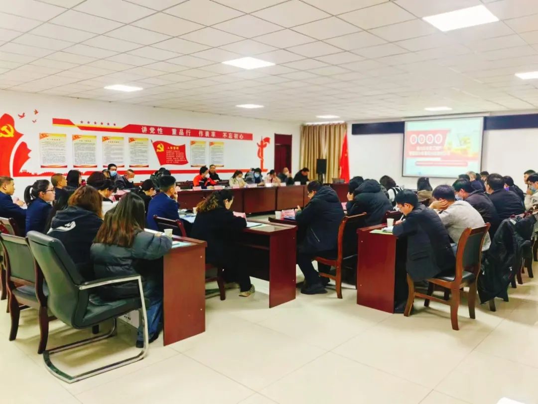 海西稅務(wù)舉辦“助力企業(yè)復(fù)工復(fù)產(chǎn)暨便民辦稅春風(fēng)行動(dòng)”宣傳沙龍 拍攝：鄭赟