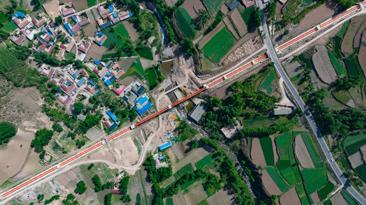 引大濟湟北干渠工程。青海省水利廳供圖