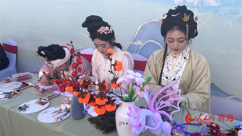 非遺展示。人民網(wǎng) 陳明菊攝