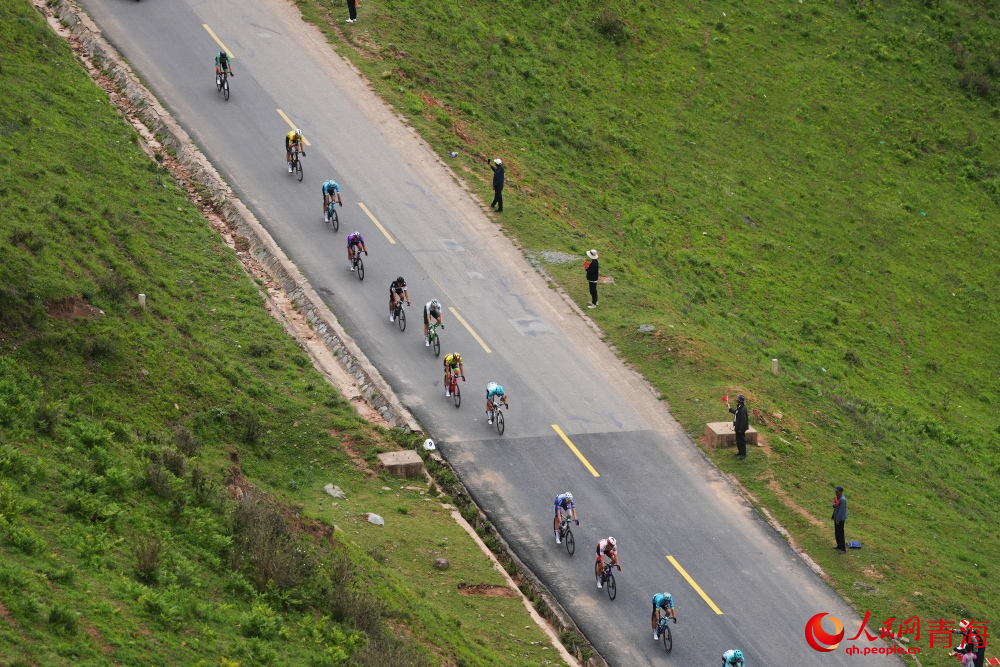 賽事精彩瞬間。人民網(wǎng) 陳明菊攝