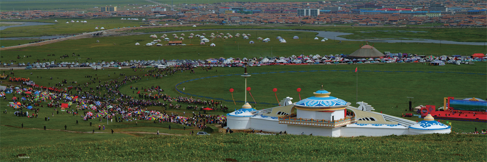 “那達(dá)慕”盛會(huì)。河南縣委宣傳部供圖