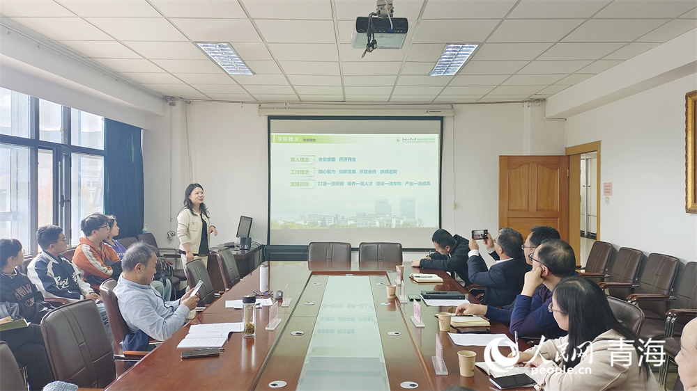 研討交流現(xiàn)場(chǎng)。人民網(wǎng)記者 張莉萍攝