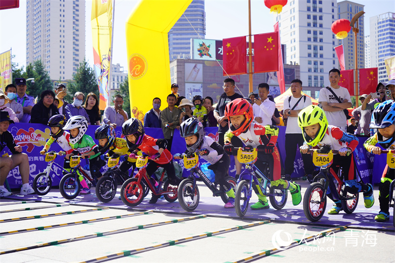 蓄勢待發(fā)。人民網(wǎng)記者 張莉萍攝