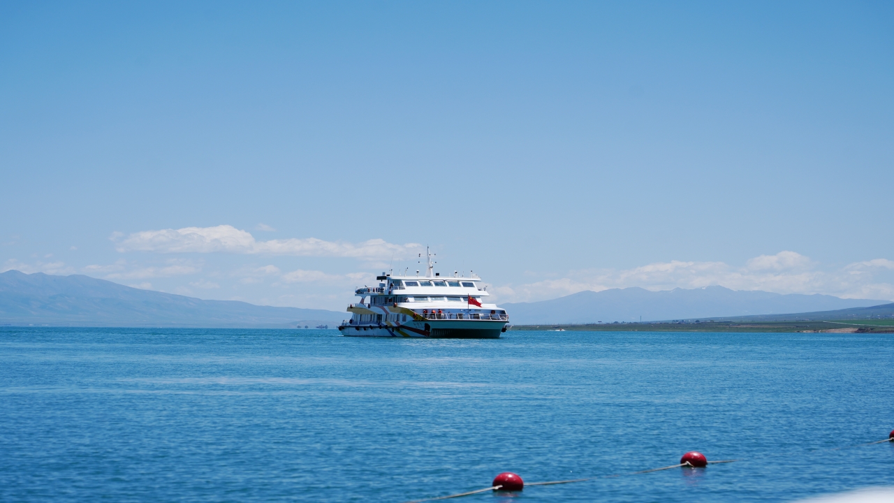 行進(jìn)中國(guó) | 碧水如初青海湖