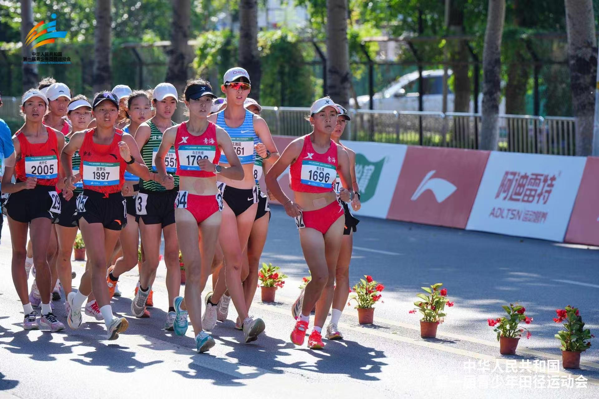 第一屆全國(guó)青少年田徑運(yùn)動(dòng)會(huì)比賽現(xiàn)場(chǎng)。青海省體育局供圖