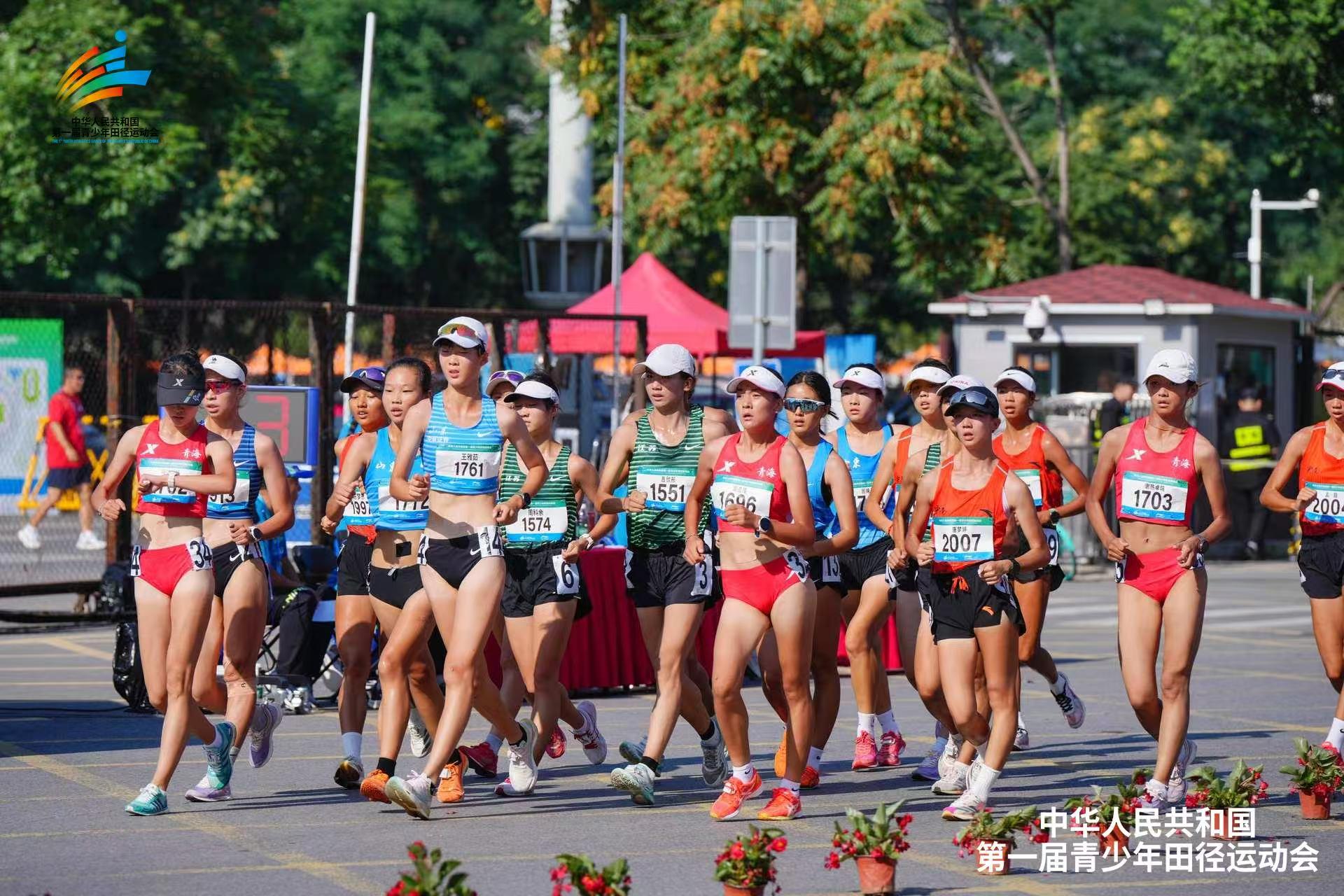 第一屆全國(guó)青少年田徑運(yùn)動(dòng)會(huì)比賽現(xiàn)場(chǎng)。青海省體育局供圖