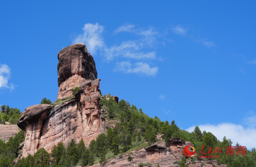 昂賽大峽谷丹霞地貌。人民網(wǎng)記者 甘海瓊攝