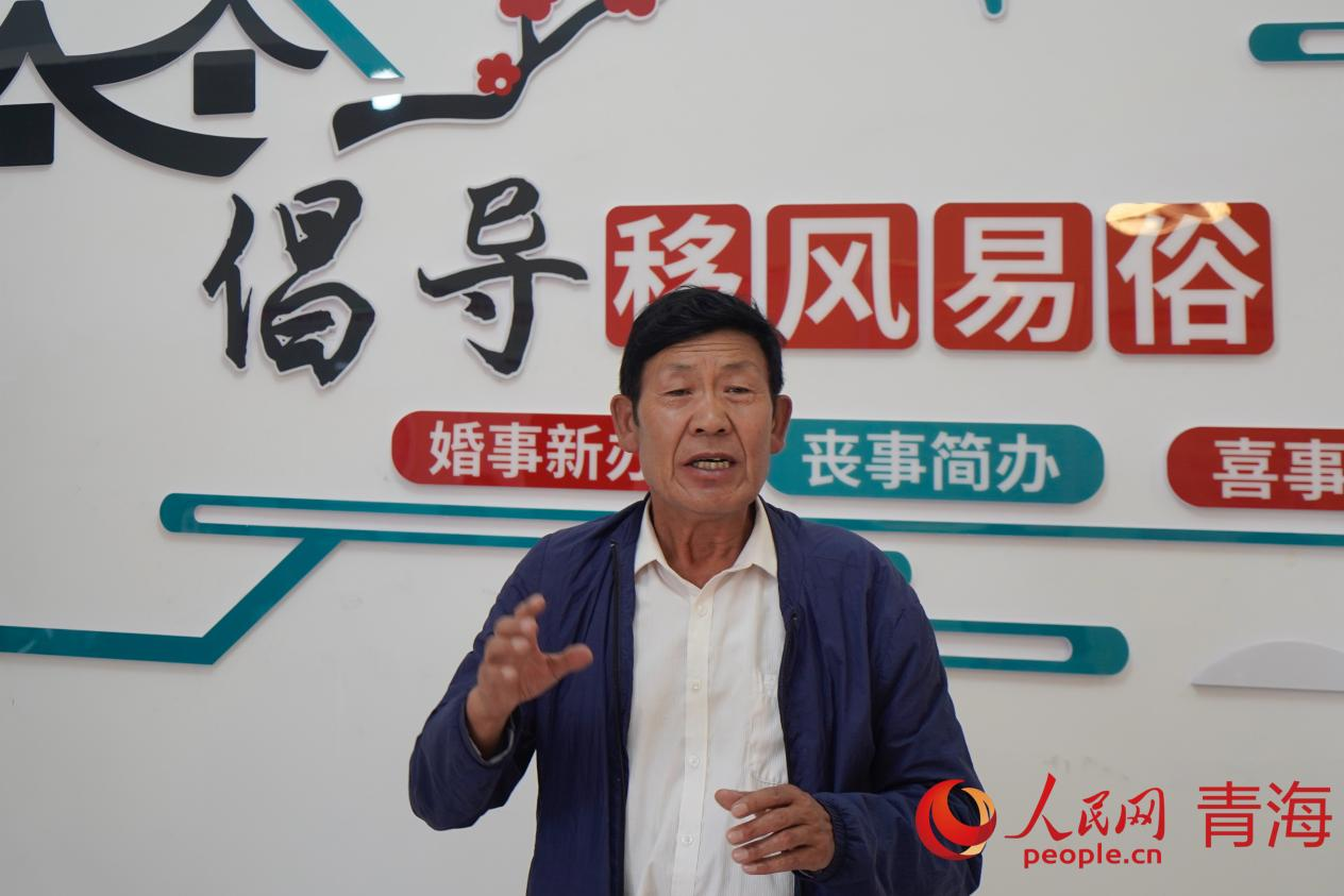 趙興文正在講解。人民網(wǎng) 馬可欣攝