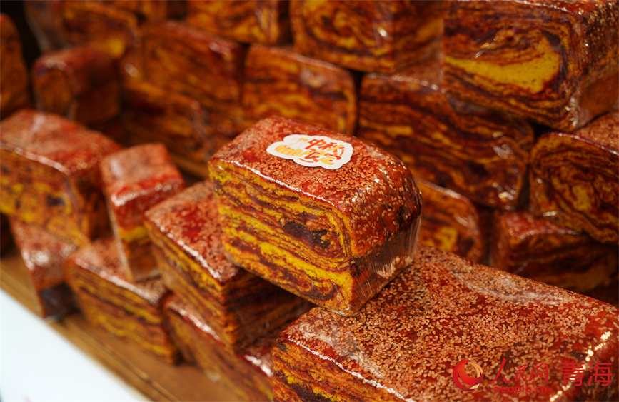 色香味俱全的玫瑰餅。人民網(wǎng) 馬可欣攝