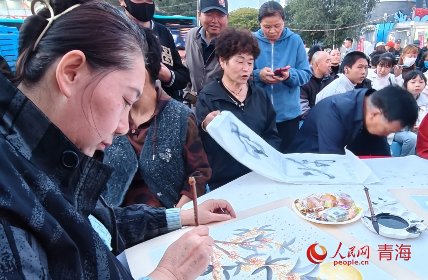 現(xiàn)場(chǎng)互動(dòng)環(huán)節(jié)。人民網(wǎng)記者 甘海瓊攝