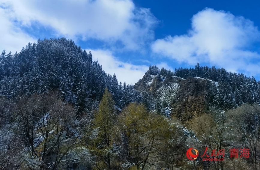 祁連山秋雪。人民網(wǎng)記者 甘海瓊攝