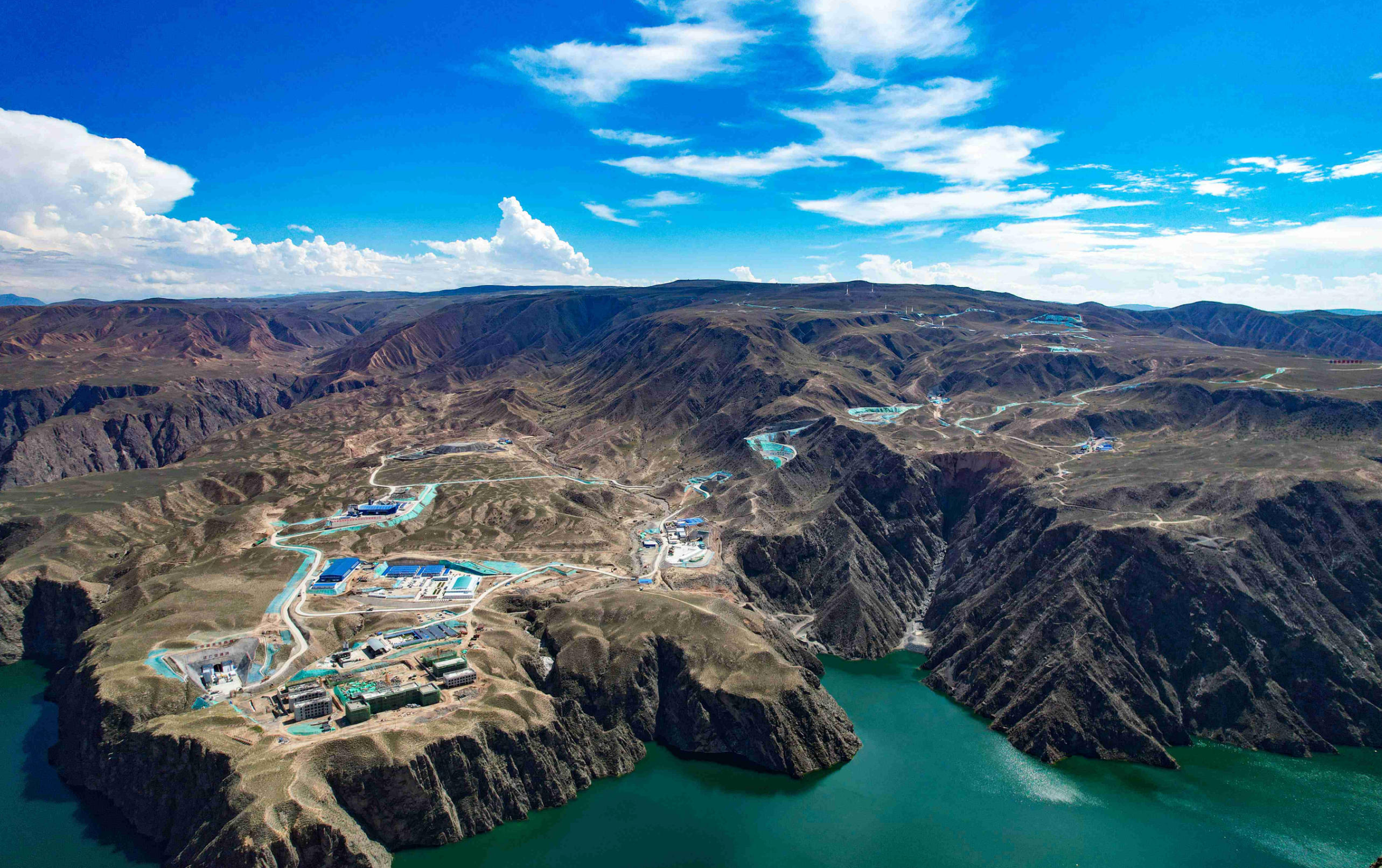 青海哇讓抽水蓄能電站。魁占良攝