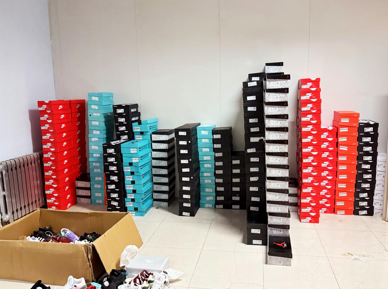 涉案商品。城北公安分局供圖